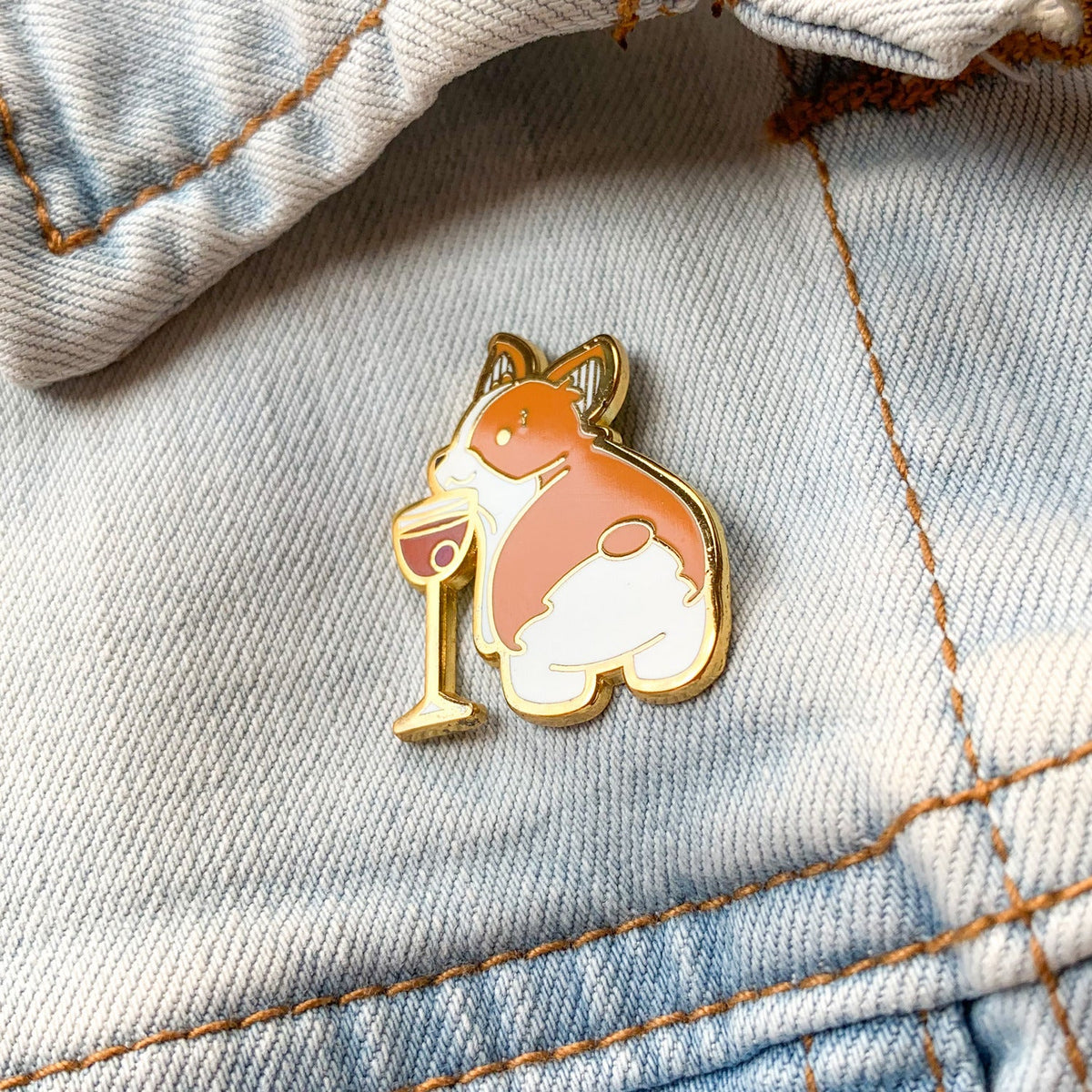 Corgi x Manhattan Pin